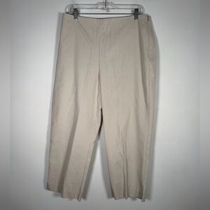 Chico's Women’s NWT Size 2 (Large) Striped Cropped Pants